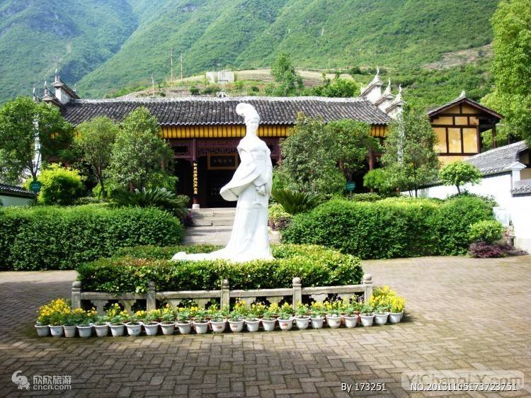 湖北神農架景點_神農架大九湖旅游攻略_湖北神農架旅游景點門票多少錢