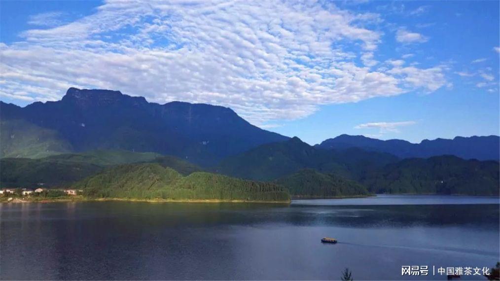 青山不墨千秋畫 綠水無弦萬古琴_青山不老千秋畫綠水無弦萬古琴_青山千秋畫綠水萬古琴