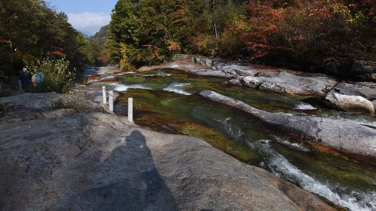 關山湖風景區游玩攻略_關山湖風景區游玩攻略_關山湖風景區游玩攻略