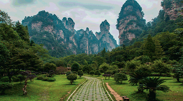 關山湖風景區游玩攻略_關山湖風景區好玩嗎_關山湖旅游攻略