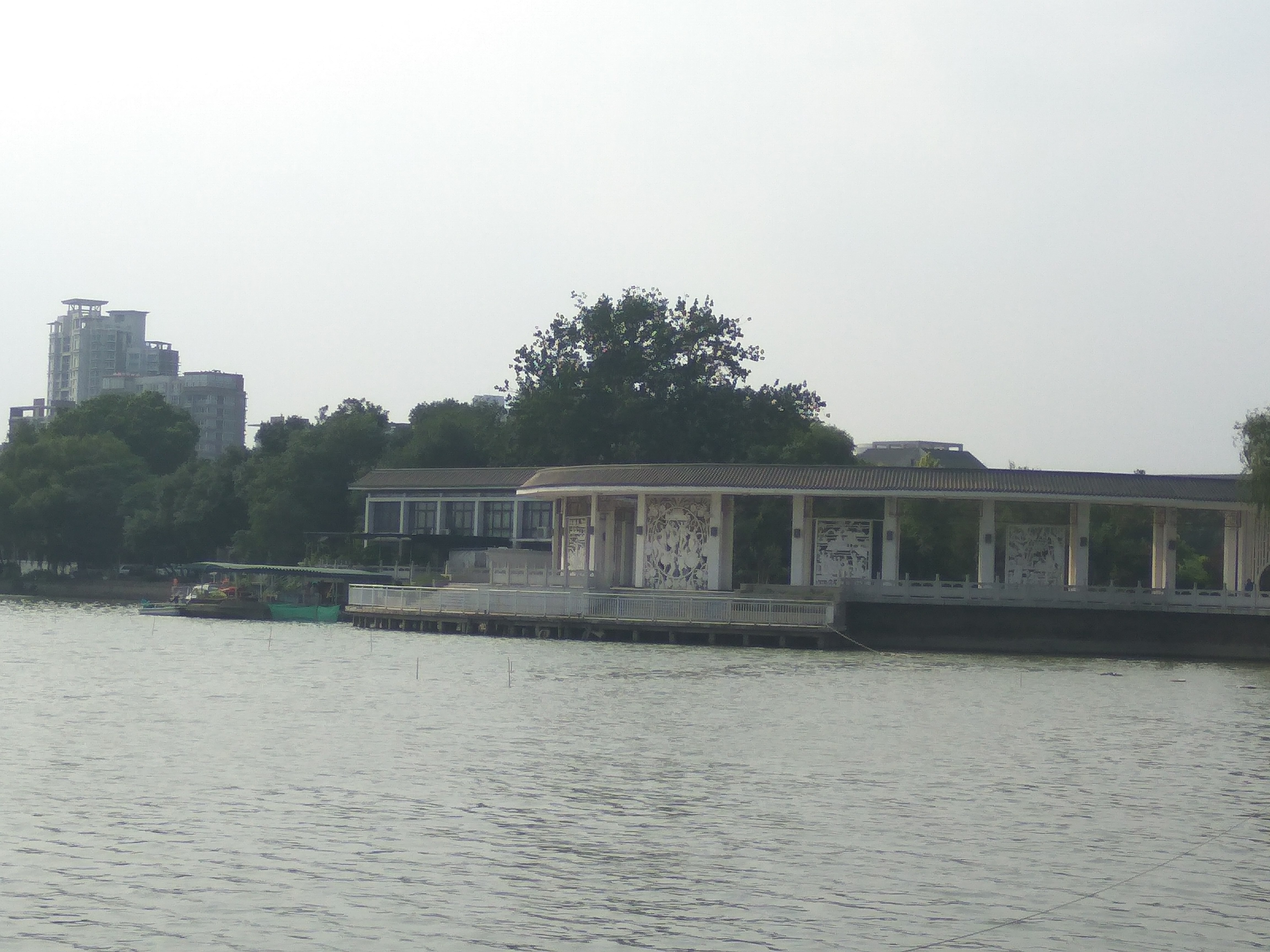 水上公園(水上公園門票多少錢)