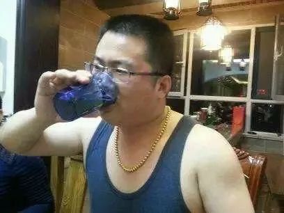 項鏈黃金錢條圖片_一條黃金項鏈大概多少錢_金條項鏈的寓意