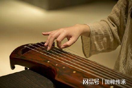 古琴名人_古代彈古琴的名人_彈古琴的大師