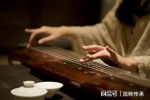 古代彈古琴的名人_古琴名人_彈古琴的大師
