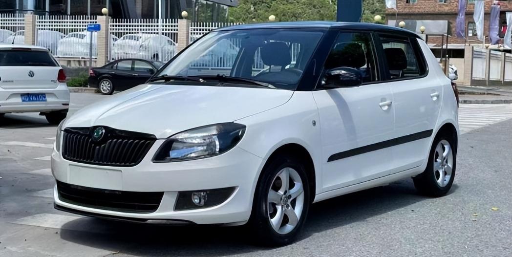 想買輛二手車練手_買二手車練手多少錢合適_買個練手二手車什么好