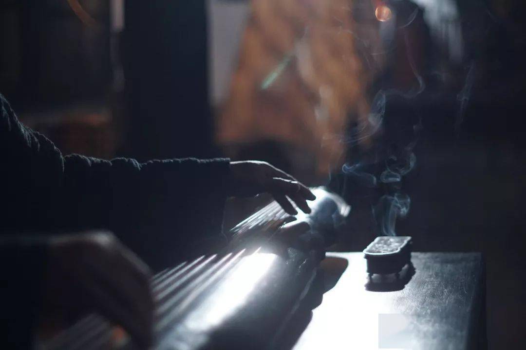 古琴七根弦分別是什么音調_古琴調音每根弦對應的字母_古琴每根弦的音調