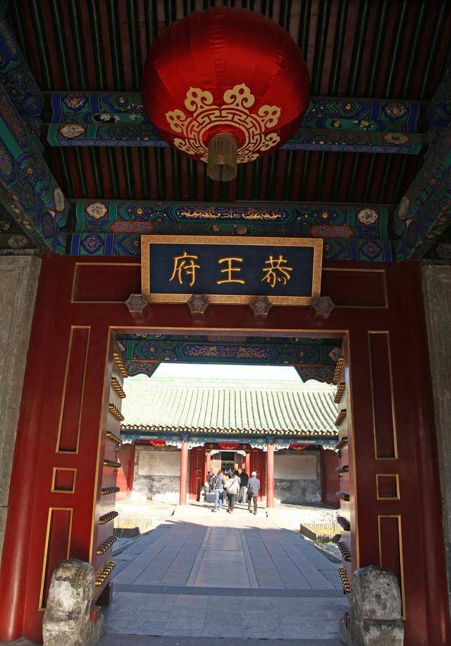 乾隆黃金一條龍一塊值多少錢_乾隆黃金條現價格多少錢一條_乾隆黃金金條一根能值多少錢