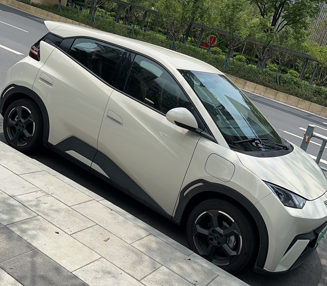 易車網二手車報價便宜很多_易車二手車為什么這么便宜_易車二手車價格低
