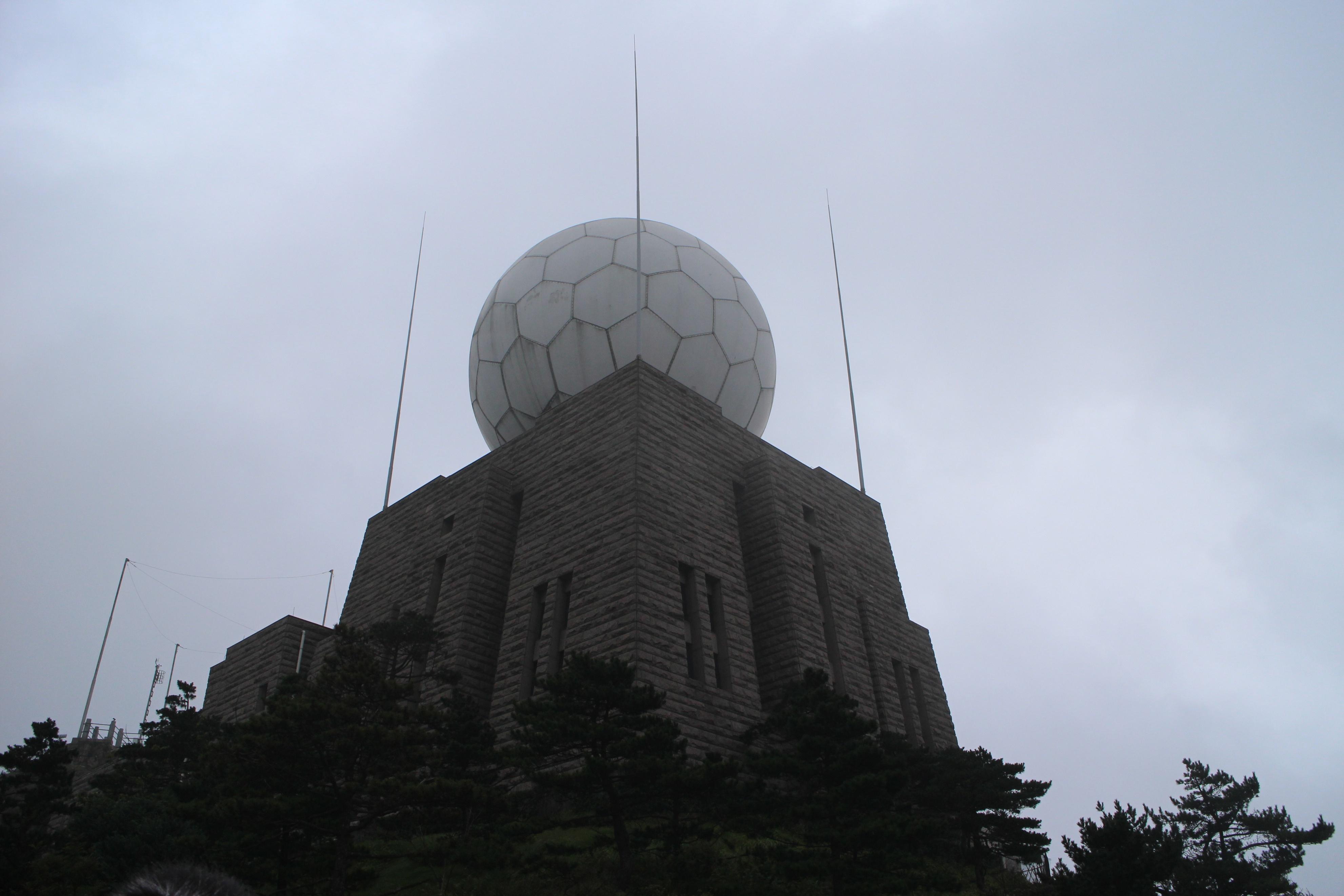 黃山景區(qū)內(nèi)住宿攻略_黃山風(fēng)景區(qū)旅游住宿攻略_黃山景區(qū)內(nèi)住宿住哪里會(huì)便宜些