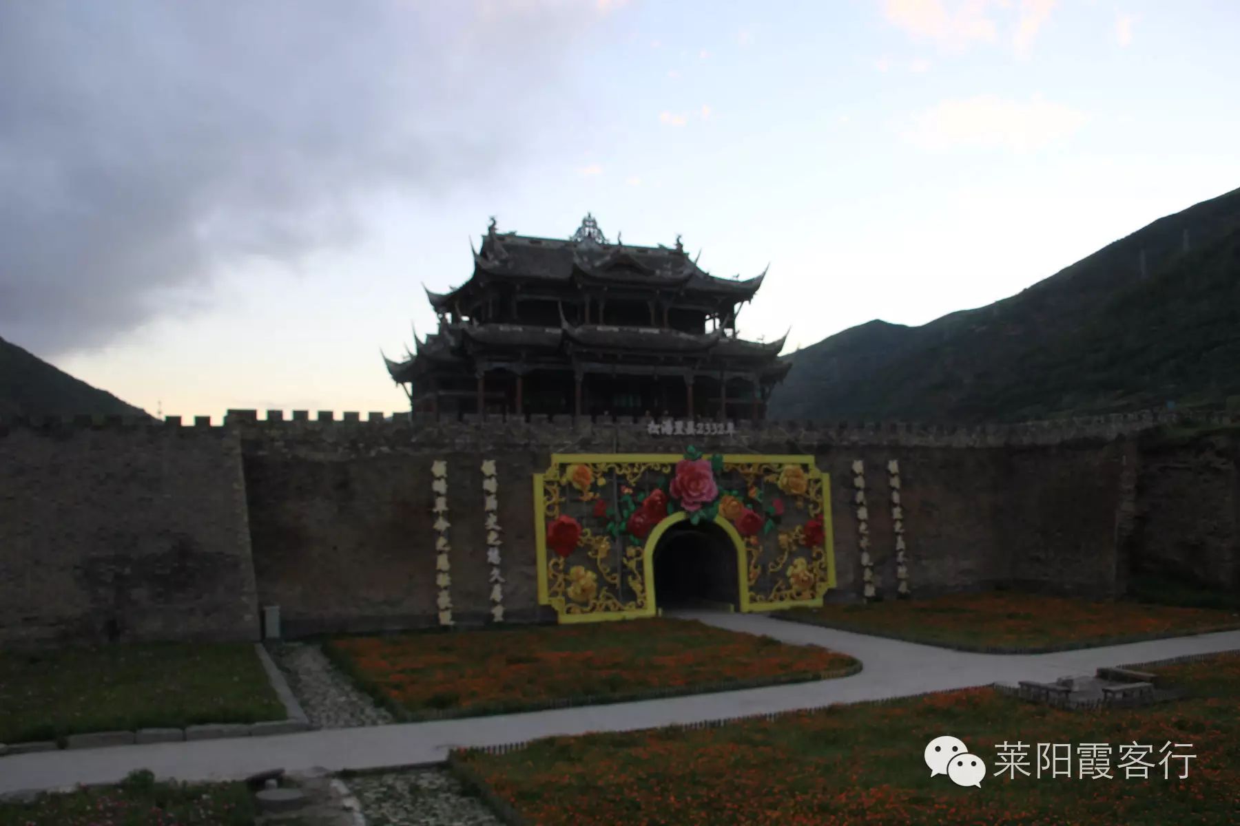上海九寨溝自駕游攻略_上海去九寨溝旅游費用標準_上海到九寨溝自由行攻略