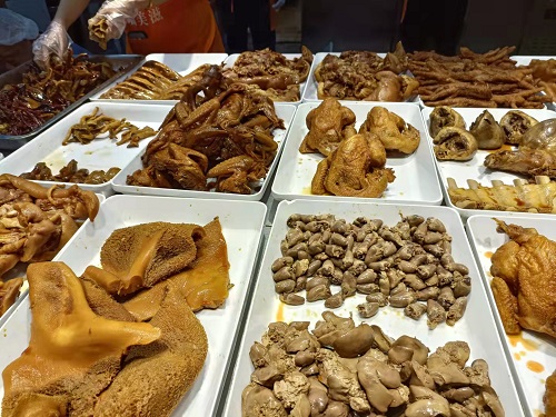 學熟食鹵菜技術培訓多少錢_哪有學鹵菜熟食技術_學做鹵菜熟食多少學費