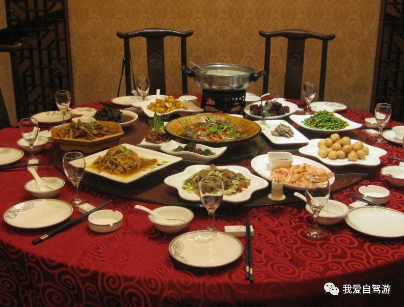 神龍架自駕危險嗎_神龍架風(fēng)景區(qū)自駕旅游攻略_神龍架自駕游路線