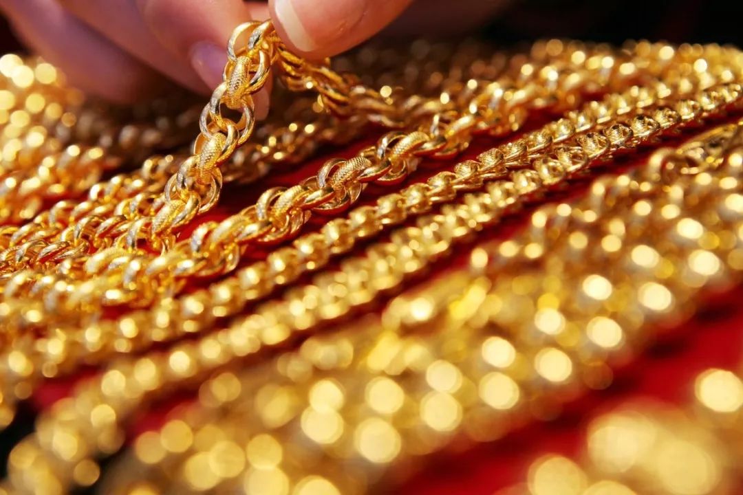 正規(guī)回收黃金的地方_正規(guī)黃金回收_正規(guī)回收黃金價格表