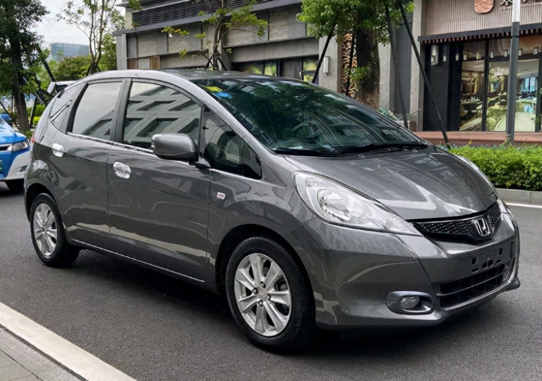 別克凱越二手車值得入手嗎_別克凱越二手車價格_13款別克凱越二手車多少錢